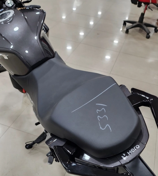 Xe côn tay xtreme 125r 2025 ra mắt thêm phiên bản yên đơn giá rẻ hơn cả honda future - 8