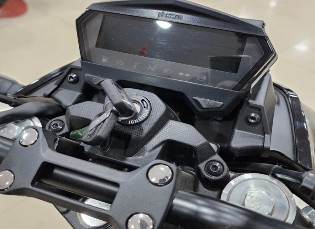 Xe côn tay xtreme 125r 2025 ra mắt thêm phiên bản yên đơn giá rẻ hơn cả honda future - 10