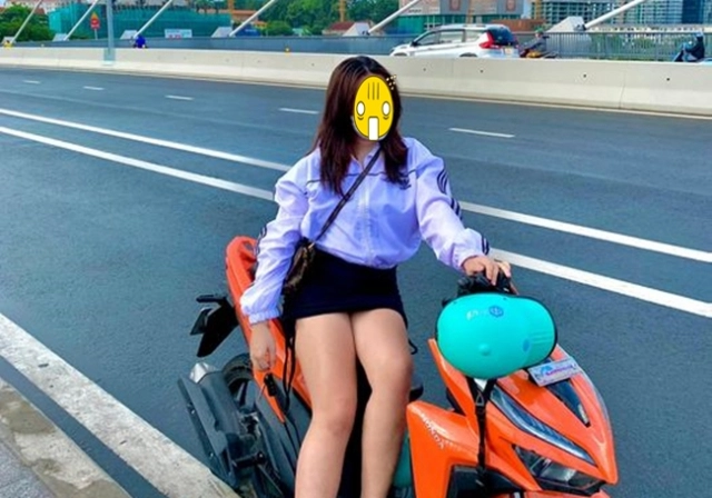 Xe máy và những nơi hễ cứ dừng cứ đậu là dễ bị phạt tiền - 1