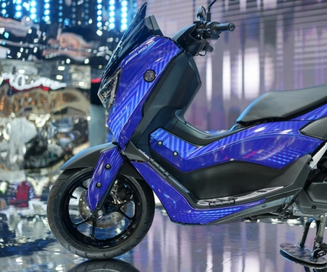 Yamaha nmax 155 warrix edition 2025 đẹp hơn với chất xanh đặc trưng của vận động viên thái lan - 5