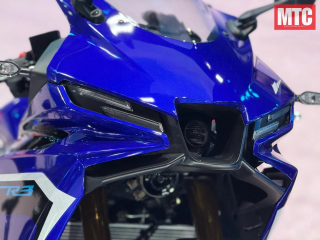 Yzf-r3 2025 chính thức ra mắt tại bangkok motor show 2025 với thiết kế mới - 4