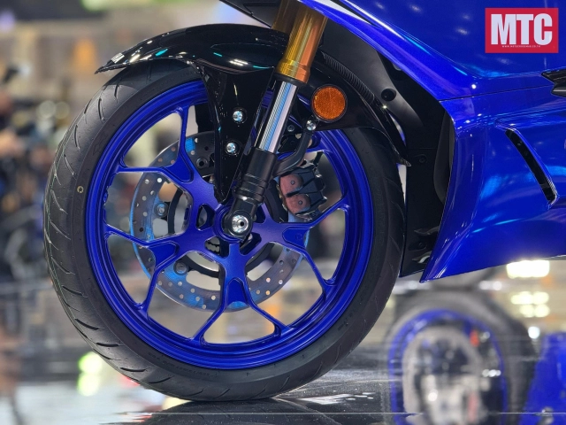 Yzf-r3 2025 chính thức ra mắt tại bangkok motor show 2025 với thiết kế mới - 9