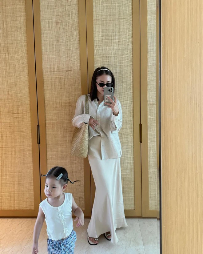 10 công thức phối váy dài đẹp bất bại của các nàng dâu hào môn nàng nấm lùn hay mũm mĩm đều có thể tham khảo - 11
