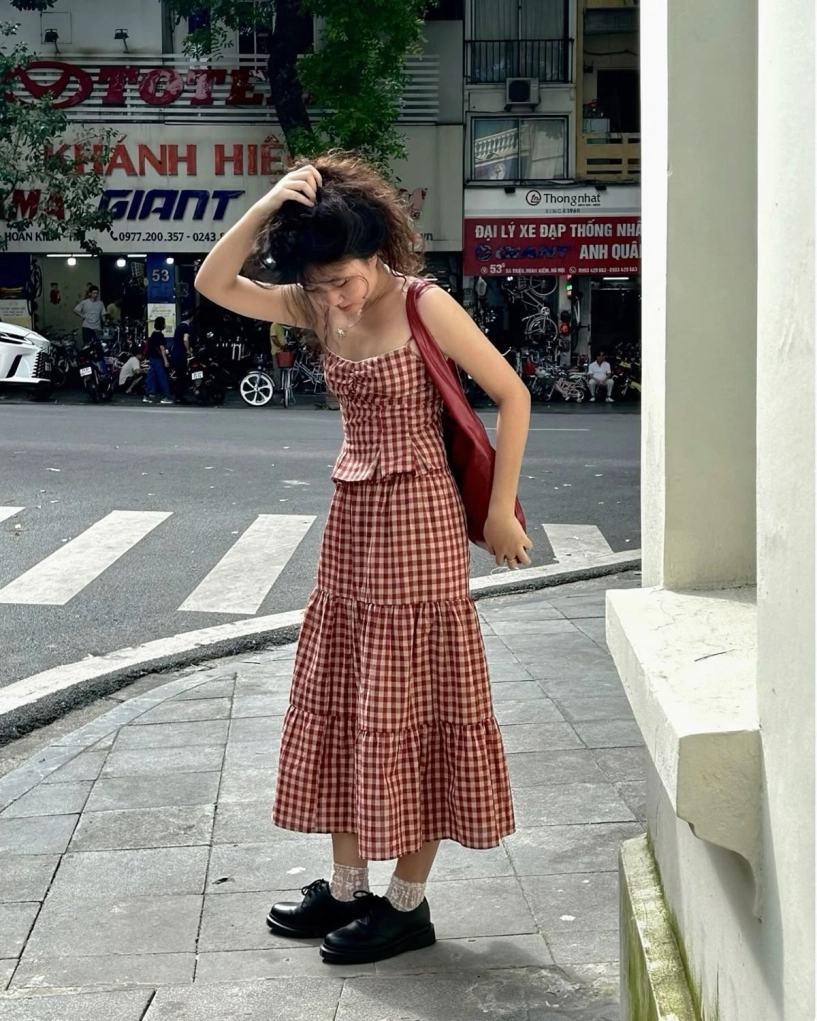 10 kiểu phối đẹp với chân váy midi - 10