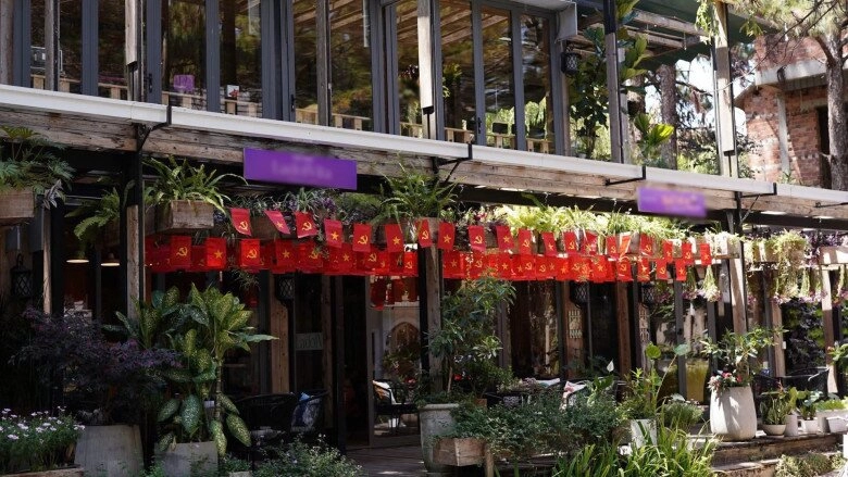 2 căn biệt thự sát nhau của phan như thảo giữa khu vườn như cổ tích nhiều người bất ngờ khi biết chủ nhân - 19
