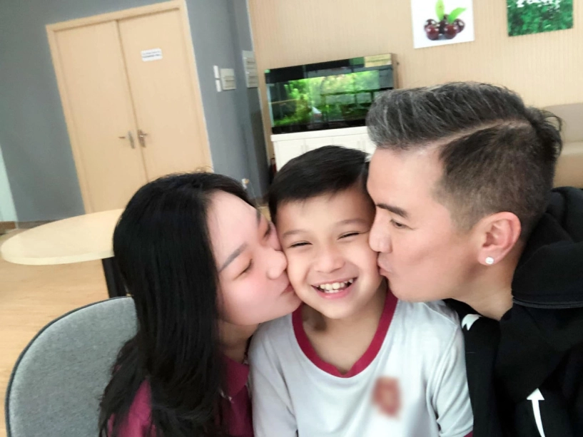 3 con cùng huyết thống gây chú ý của đàm vĩnh hưng - 4