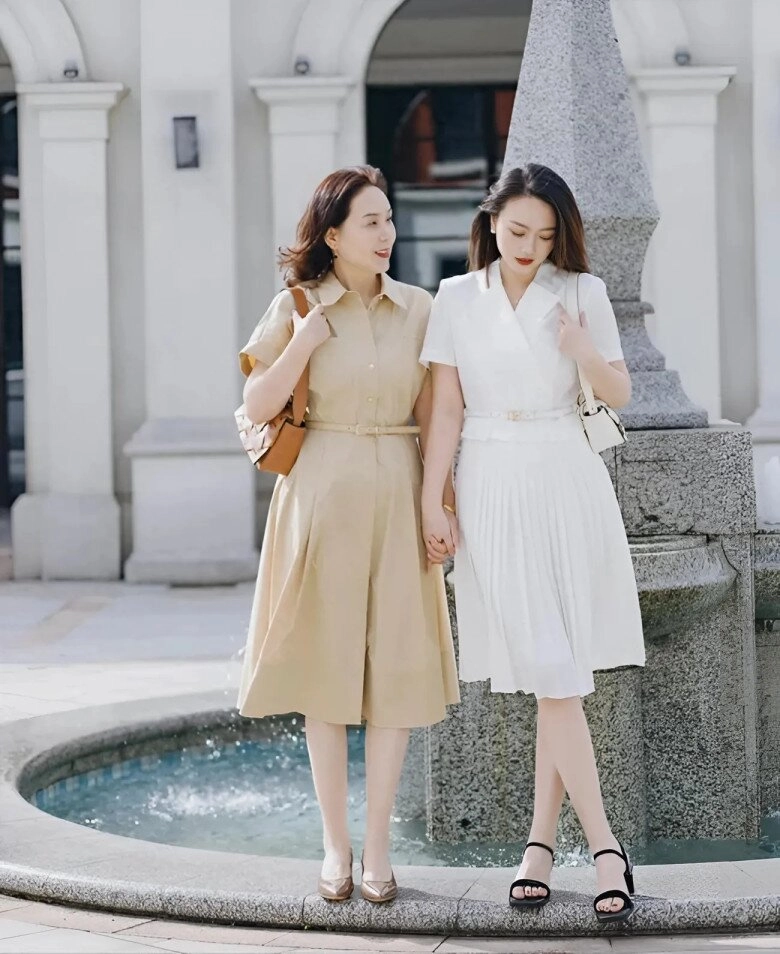 3 kiểu váy dễ dãi nhất thế giới chị em nên sắm dù 20 tuổi hay u60 diện đều đẹp không lo lỗi thời - 8