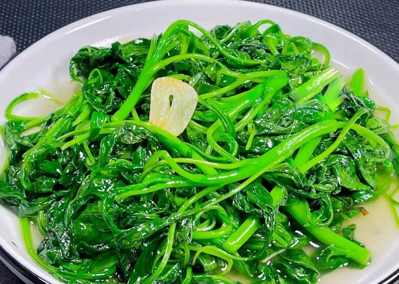 3 loại rau này được mệnh danh là rau bổ xương tự nhiên nên ăn thường xuyên hơn để chân tay khỏe mạnh xào hay chiên đều ngon - 9