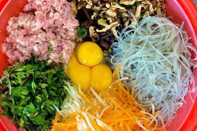 30 năm làm nem rán vẫn hay bị bục lại nhanh ỉu hoá ra tôi bỏ qua bước này giờ biết nên chia sẻ ngay - 2