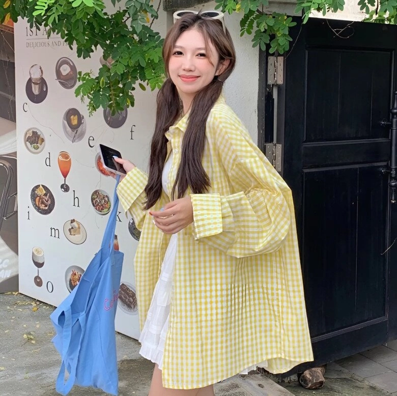 4 chiếc áo sơ mi mà tôi đang phát cuồng chị em nên sở hữu một chiếc để trông thon gọn hơn và che đi mỡ thừa - 10