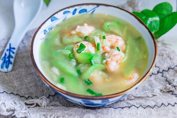 5 món canh thơm mát dễ ăn cho ngày hè nắng nóng - 3