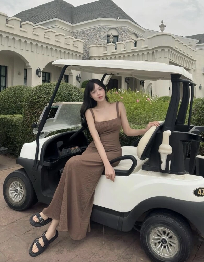 5 món đồ mặc từ hè đến thu vẫn đẹp mê khỏi cần tốn tiền mua cái mới - 12