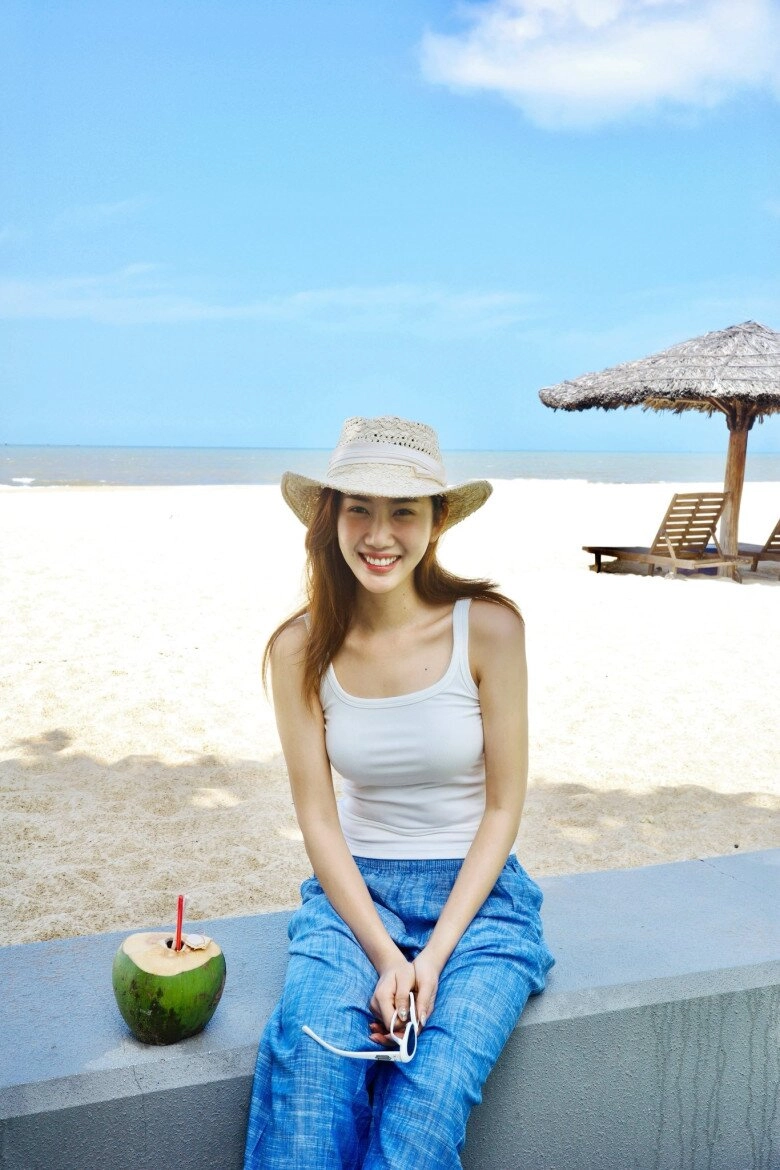 5 món đồ mặc từ hè đến thu vẫn đẹp mê khỏi cần tốn tiền mua cái mới - 15