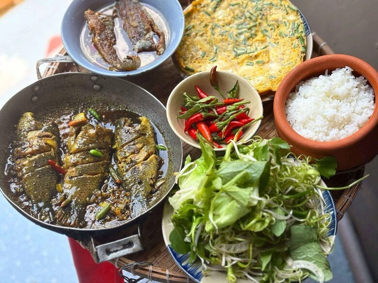 9x bận chăm con mọn được ông xã yêu chiều vào bếp nấu cơm cho khiến vợ trẻ như thấy mình được quý nhân phù trợ - 3