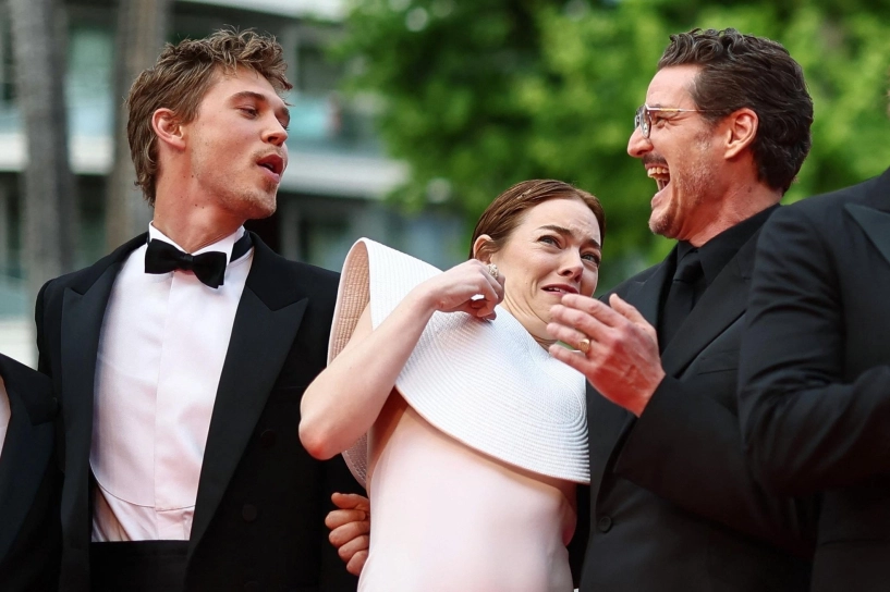 Angelina jolie là tâm điểm ở cannes đường yên và cao viên viên bị ống kính hung thần bóc trần - 8