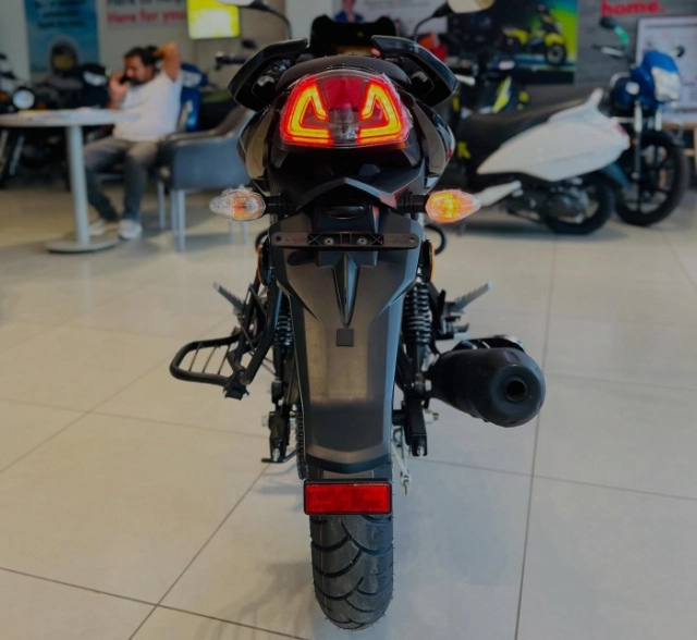 Apache rtr 160 2025 xe côn tay có abs 2 kênh kết nối điện thoại 3 chế độ lái giá chỉ 35 triệu vnđ - 9