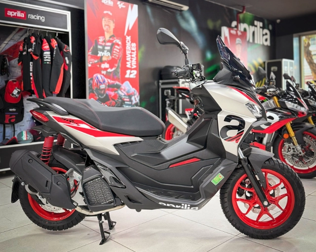 Aprilia sr gt 200 sport 2025 màu mới âm thầm ra mắt tại việt nam với giá bán gần 100 triệu đồng - 1