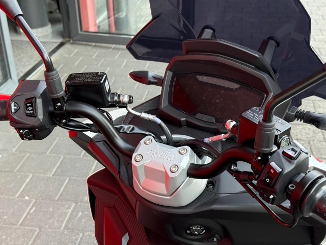 Aprilia sr gt 200 sport 2025 màu mới âm thầm ra mắt tại việt nam với giá bán gần 100 triệu đồng - 7