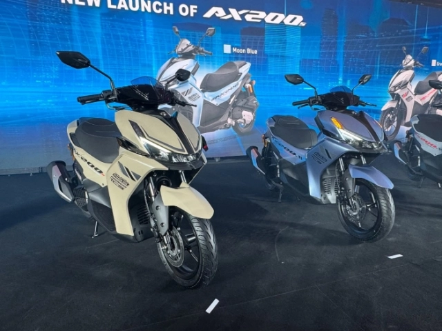 Ax200s bản sao thú vị của yamaha nvx vì có thể gõ đầu bản chính trong một nốt nhạc - 3