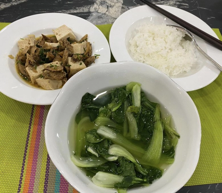 Bà bầu võ hạ trâm cho con lai ấn ăn chay trường từ bé nấu những gì mà dân mạng khen hấp dẫn - 12