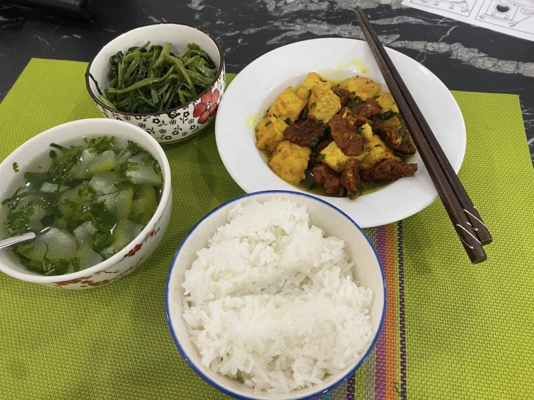 Bà bầu võ hạ trâm cho con lai ấn ăn chay trường từ bé nấu những gì mà dân mạng khen hấp dẫn - 13