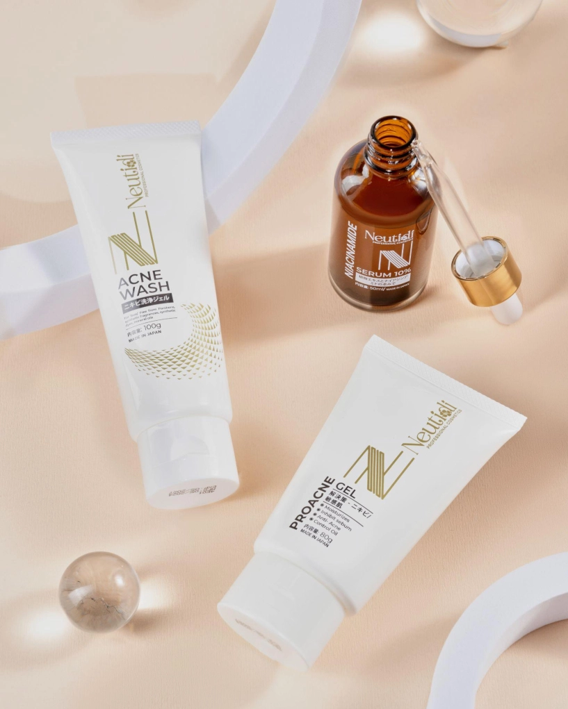Bật mí bộ sản phẩm hỗ trợ giảm mụn đang được hội skincare chia sẻ rần rần - 1