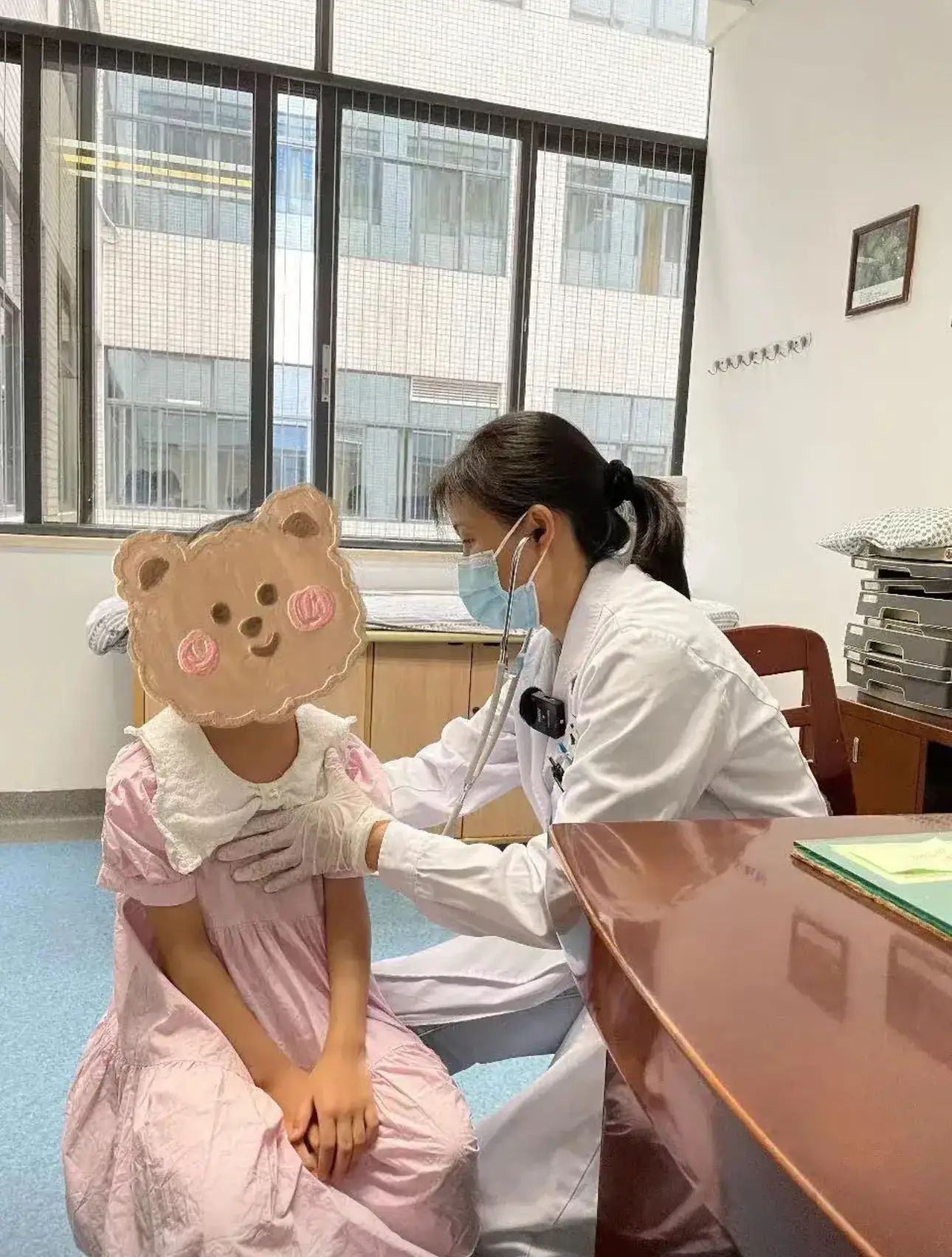 Bé gái 9tuổi dậy thì sớm vì một thói quen sai lầm khi ăn mà nhiều trẻ em việt mắc phải - 2