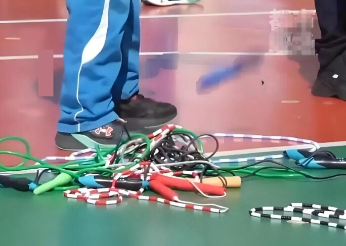 Bé gái 9tuổi dậy thì sớm vì một thói quen sai lầm khi ăn mà nhiều trẻ em việt mắc phải - 3