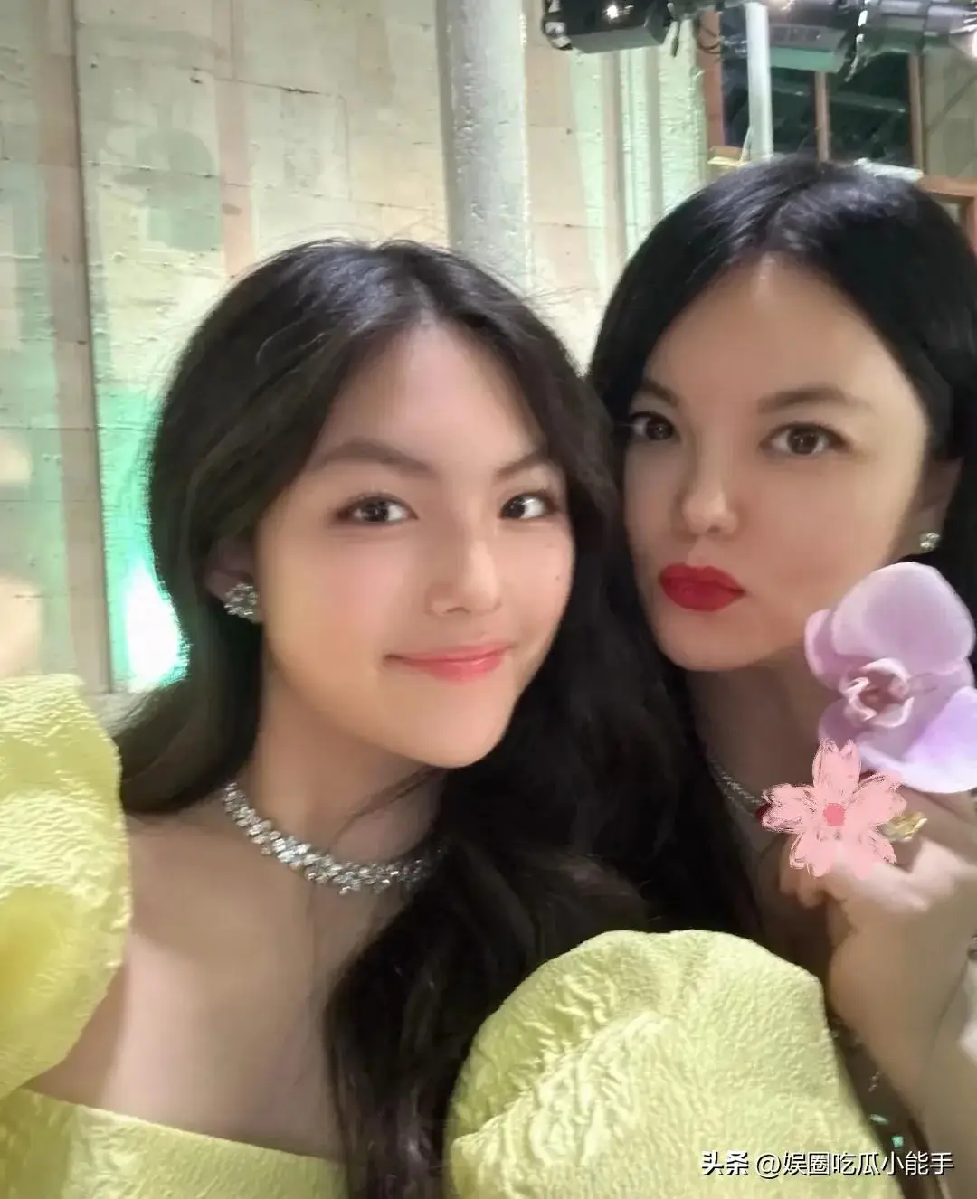 Bé gái bố ơi mình đi đâu thế càng lớn càng xinh 14 tuổi gặp hoàng hậu anh tương lai thừa kế 175 nghìn tỷ - 4