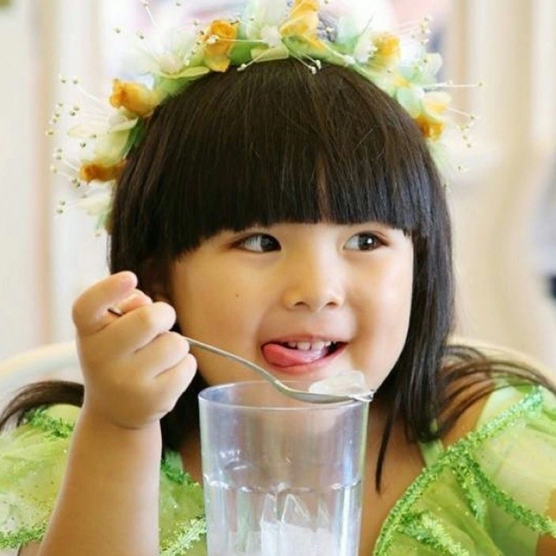 Bé gái bố ơi mình đi đâu thế càng lớn càng xinh 14 tuổi gặp hoàng hậu anh tương lai thừa kế 175 nghìn tỷ - 8