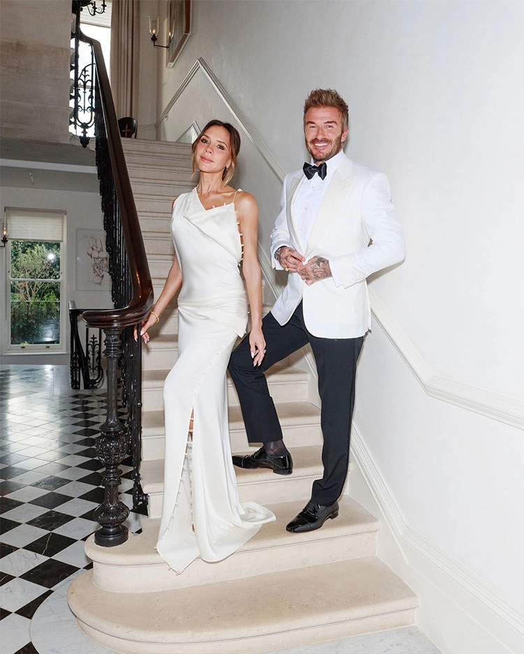 Becks ôm ấp khiêu vũ với con gái - 8