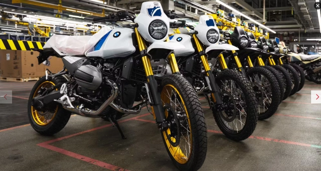 Bmw r12 gs cổ điển mới đã sẵn sàng rời khỏi dây chuyền sản xuất tại berlin - 1