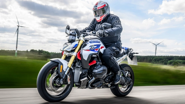 Bmw r1300r 2025 quái thú hypernaked đa nhân cách đến từ xứ bavaria - 2