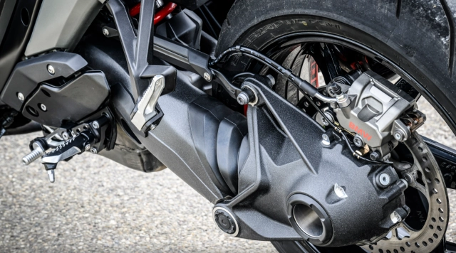Bmw r1300r 2025 quái thú hypernaked đa nhân cách đến từ xứ bavaria - 11