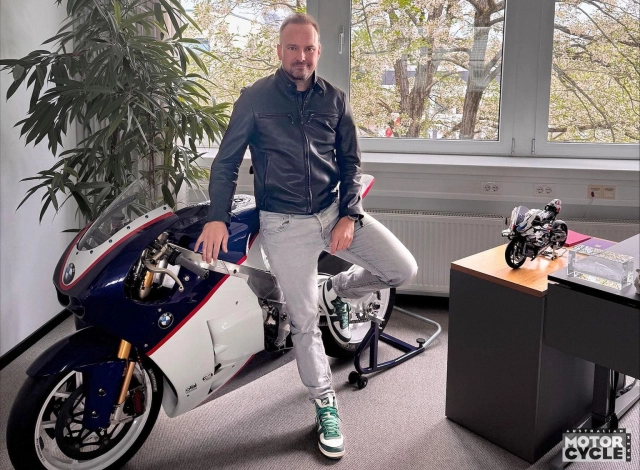 Bmw và giấc mơ motogp sẽ có một cánh chim xanh - trắng trên đường đua 850cc - 1