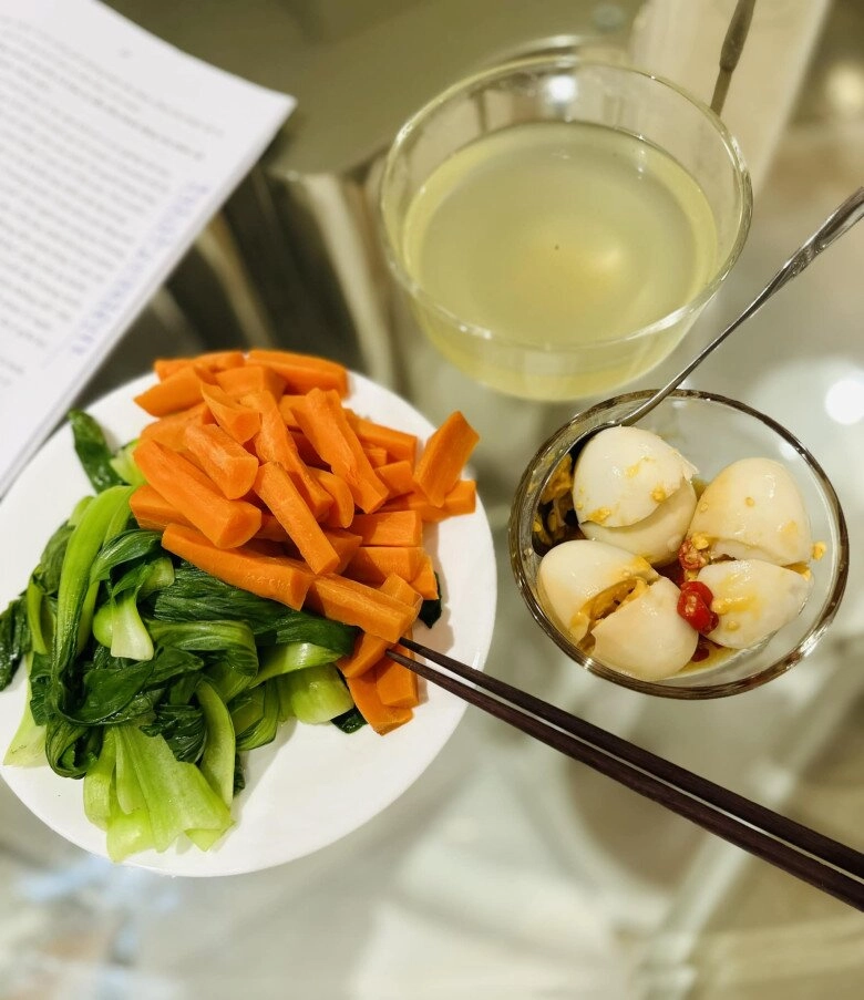 Bố đơn thân hữu tiến nấu món dân dã cho con gái hiếu thảo chẳng xa hoa mà nhiều người chảy nước miếng - 6