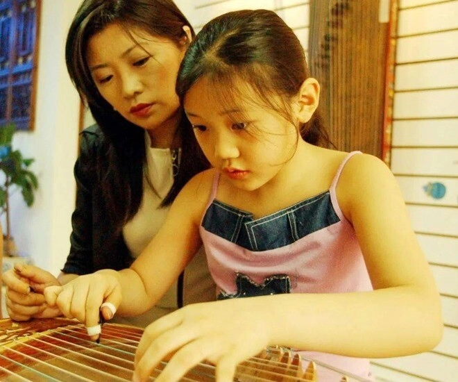 Bố kiếm 36 tỷ đồngnăm chi gần 1 nửa lương cho con đi học tình trạng của đứa trẻ thật đáng thương - 1