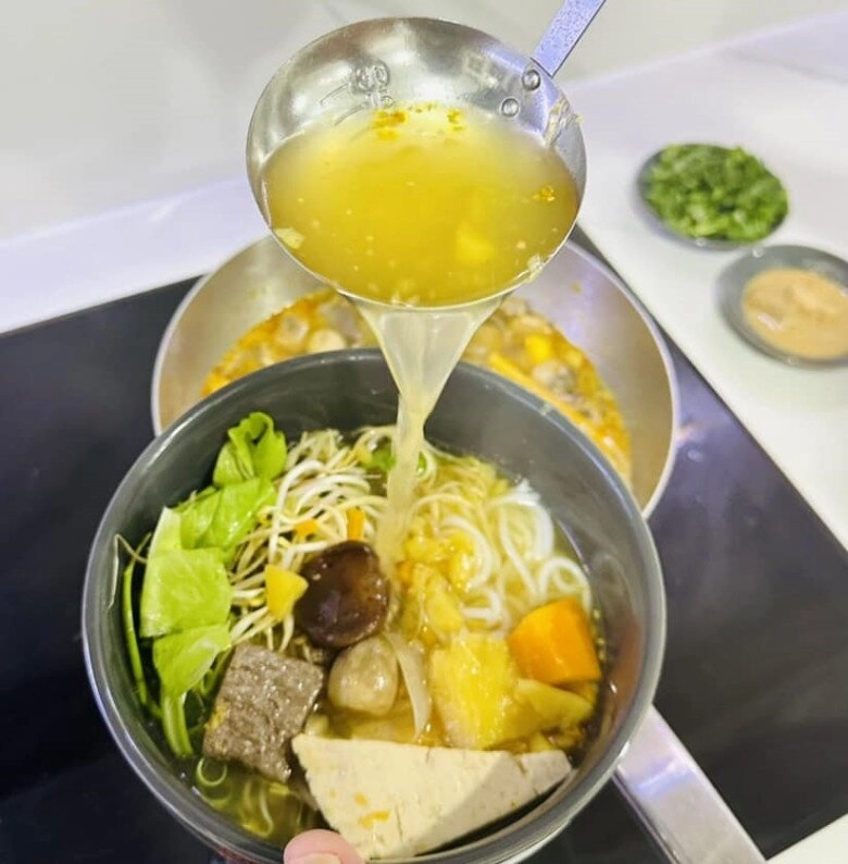 Bún bò huế chay thơm phức ngon chẳng kém gì phiên bản thật - 7
