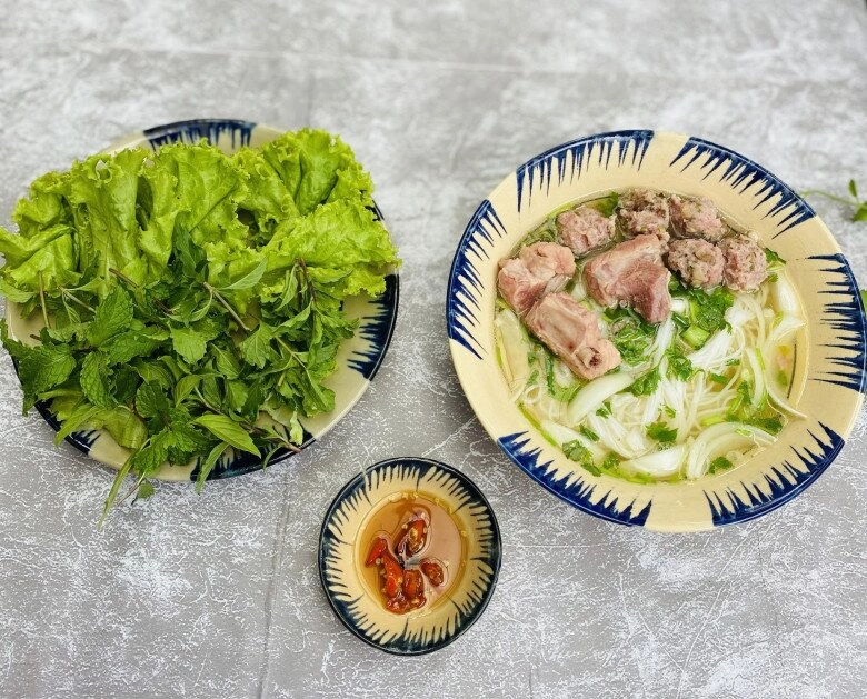 Bún sườn mọc đơn giản mà ngon cho cả nhà ăn sáng chỉ 15 phút là xong ngay - 9