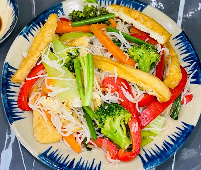 Bún xào rau củ chay thanh đạm dễ làm - 1