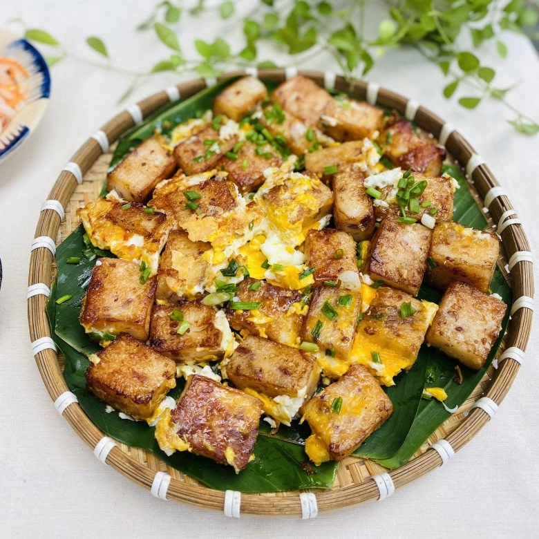 Cách làm bánh bột chiên chuẩn sài gòn cực đơn giản mà thơm ngon - 10