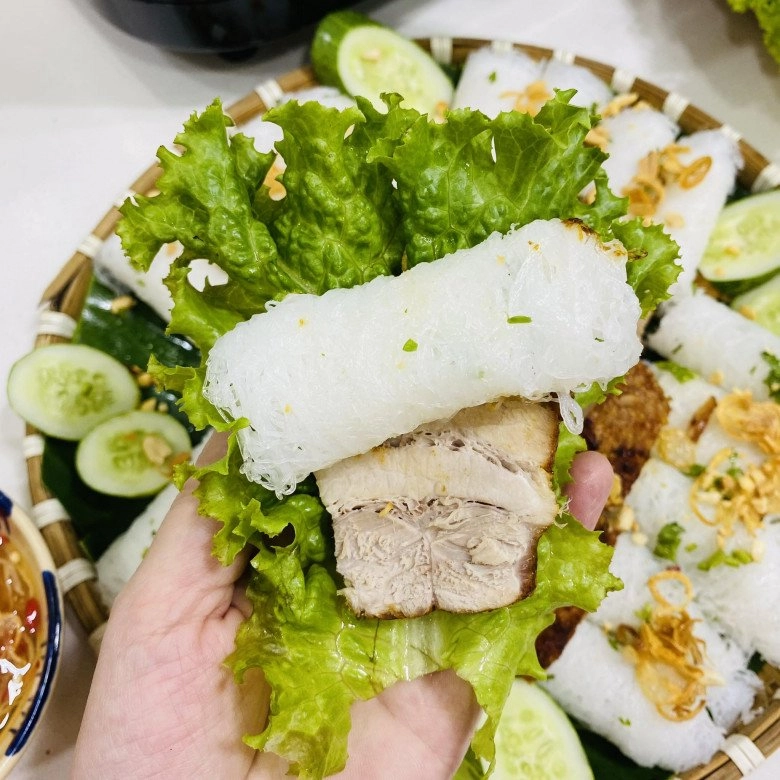 Cách làm bánh hỏi heo quay thanh mát dễ ăn cho ngày hè của mẹ đảm sài gòn - 11