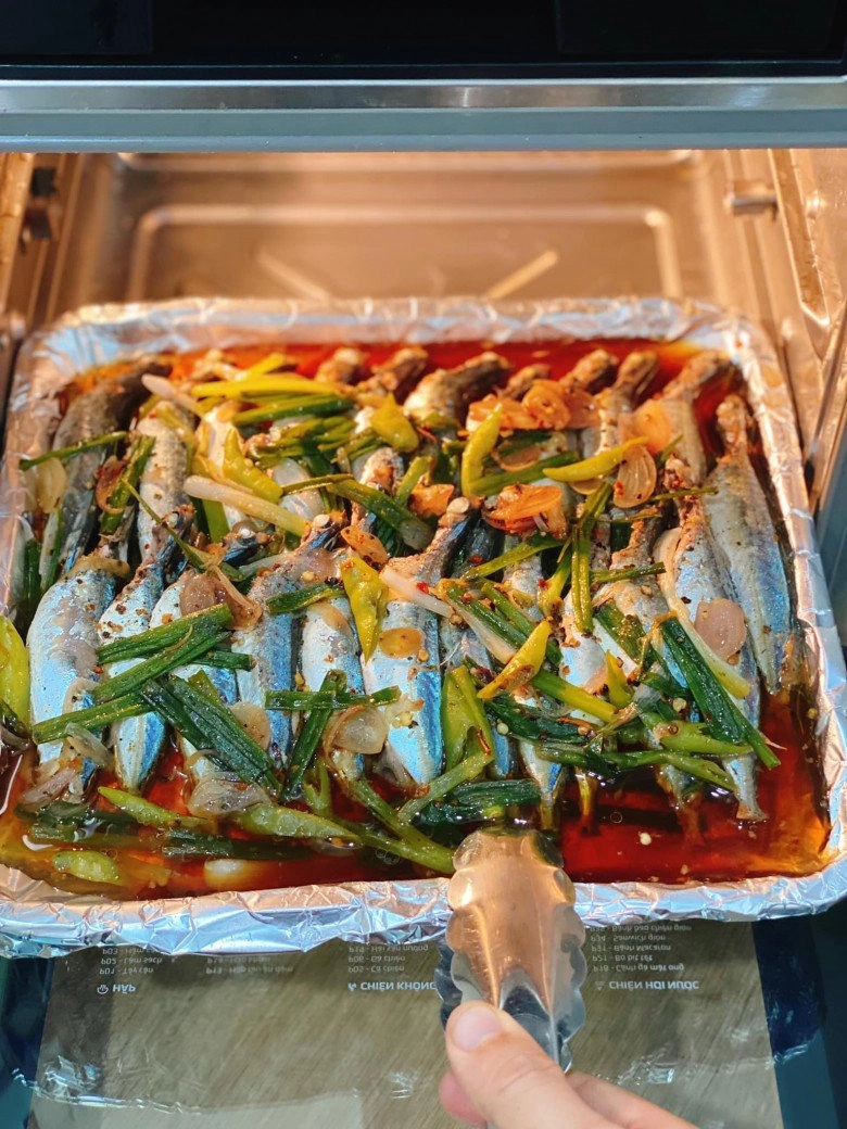 Cách làm cá nục hấp cuốn bánh tráng rau muống đà nẵng vừa dễ thực hiện lại cực ngon mát dễ ăn cho mùa hè - 4
