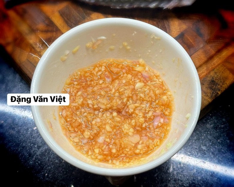 Cách làm cá nướng mềm trong giòn ngoài ngọt thịt không dầu mỡ và cực đơn giản của ông bố 8x - 4