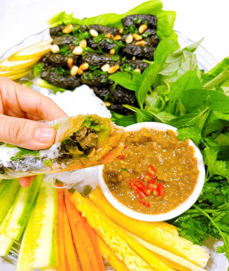 Cách làm chả bò nướng lá lốt thơm phức ăn kèm bún chấm mắm nêm ngon nhức nhối của mẹ đảm sài gòn - 9