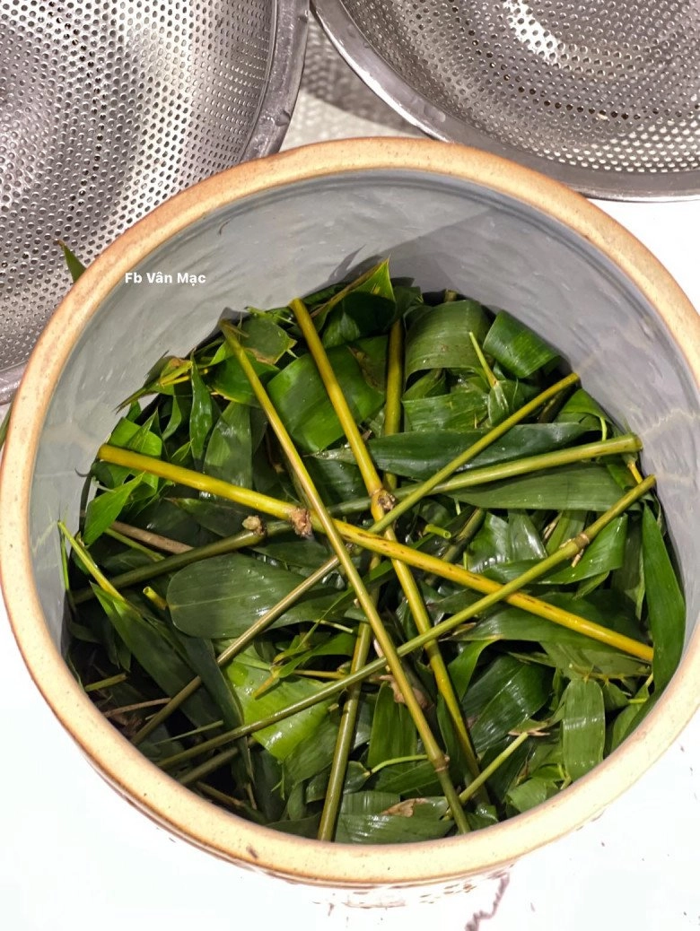 Cách làm giá đỗ cực đơn giản bằng dụng cụ không ngờ đến của mẹ đảm cây nào cũng mập ú trắng ngần 2-3 ngày là ăn được - 4