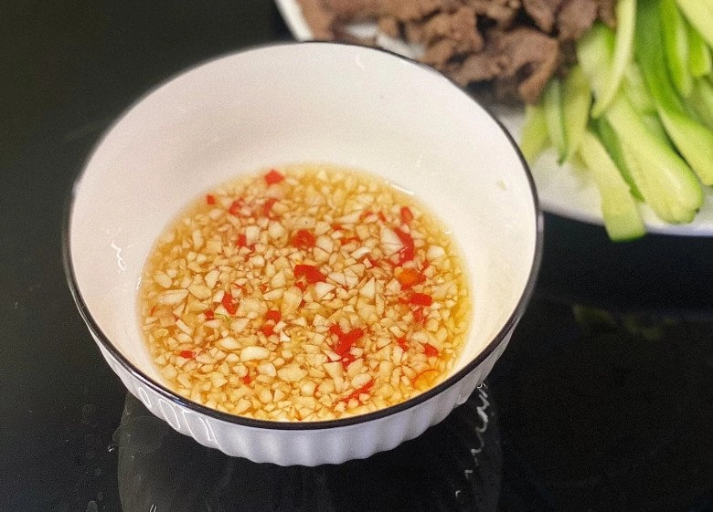 Cách làm gỏi bò cà pháo tươi ngon thanh mát lại lạ miệng cho bữa cơm ngày hè của mẹ đảm - 4
