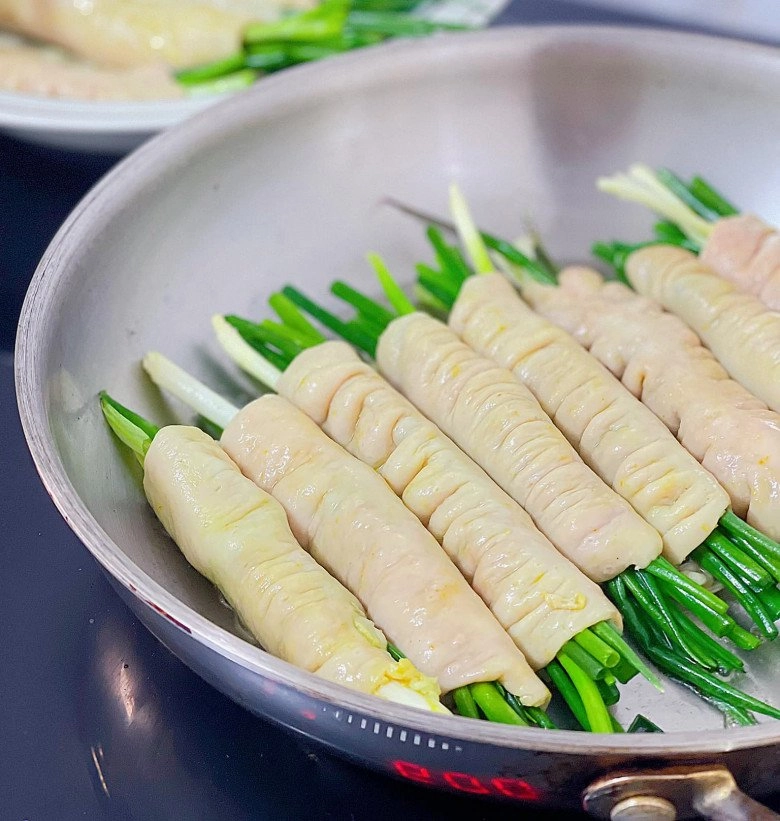 Cách làm khấu đuôi nhồi hành lá nướng thơm lừng béo ngậy cho ông xã lai rai ngon đã miệng - 7