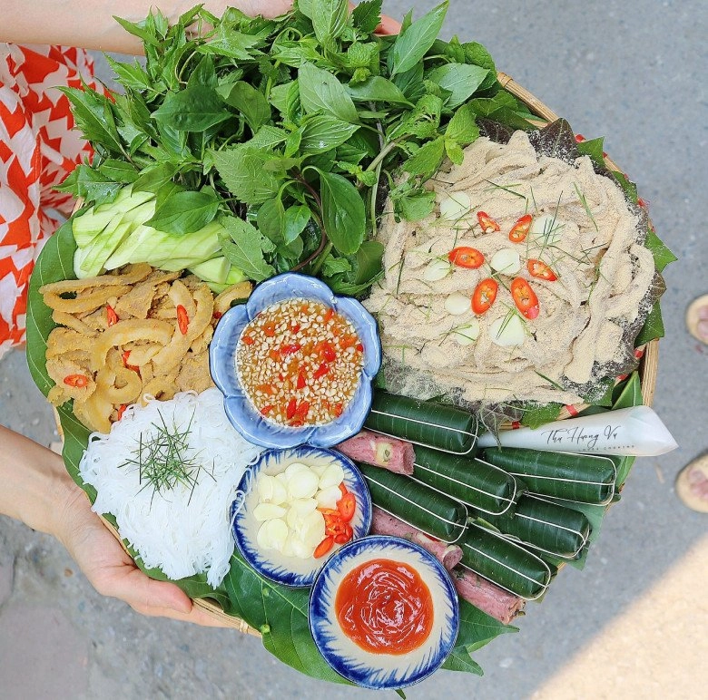Cách làm nem tai thính cuốn thơm ngon thanh mát dễ ăn cho dịp nghỉ lễ - 2