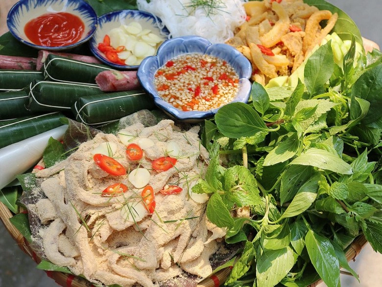 Cách làm nem tai thính cuốn thơm ngon thanh mát dễ ăn cho dịp nghỉ lễ - 4